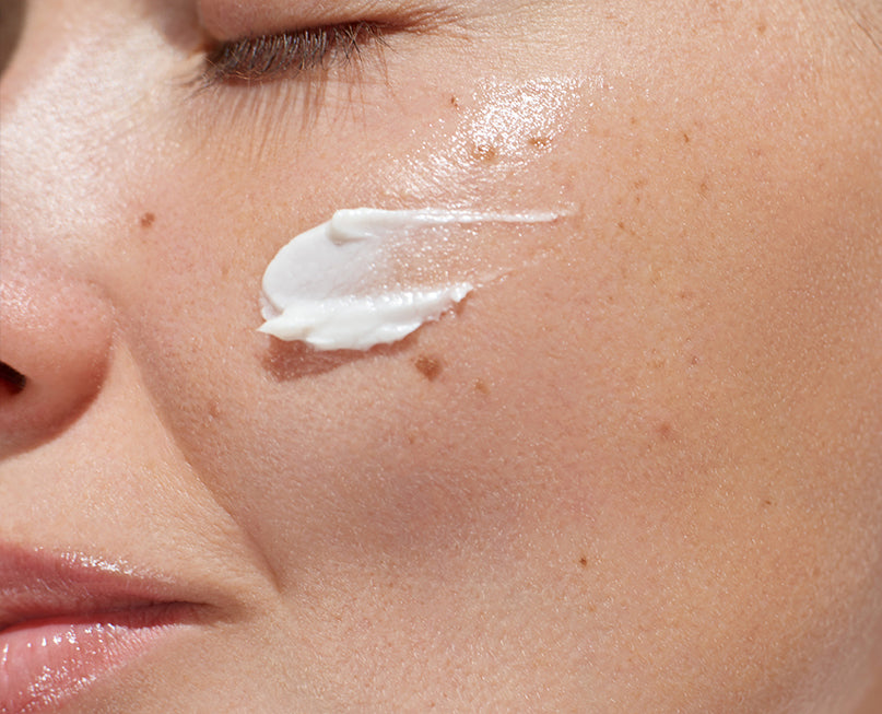 العناية بالبشرة